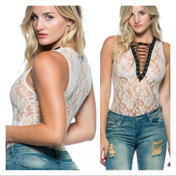 Tops - 💥SALES💥 SUPER CUTE FLORAL MESH LACE-UP BODYSUIT